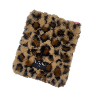 Saskia Kindle Pouch
