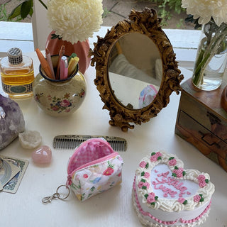 Quilted makeup bag makeup bag astala luna carry all makeup pouch pencil bag brushes bag makeup case vintage floral vanity case cosmetic bag Laptop case laptop bag quilted laptop cover laptop
