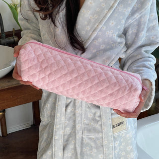 Quilted makeup bag makeup bag astala luna carry all makeup pouch pencil bag brushes bag makeup case vintage floral vanity case cosmetic bag Laptop case laptop bag quilted laptop cover laptop