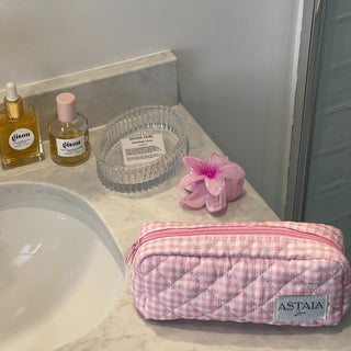Quilted makeup bag makeup bag astala luna carry all makeup pouch pencil bag brushes bag makeup case vintage floral vanity case cosmetic bag Laptop case laptop bag quilted laptop cover laptop