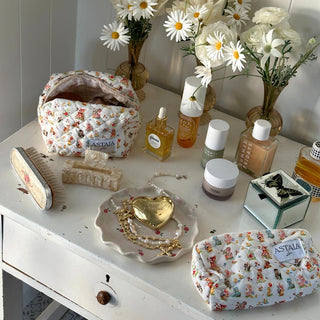 Quilted makeup bag makeup bag astala luna carry all makeup pouch pencil bag brushes bag makeup case vintage floral vanity case cosmetic bag Laptop case laptop bag quilted laptop cover laptop