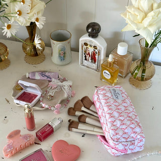 Quilted makeup bag makeup bag astala luna carry all makeup pouch pencil bag brushes bag makeup case vintage floral vanity case cosmetic bag Laptop case laptop bag quilted laptop cover laptop