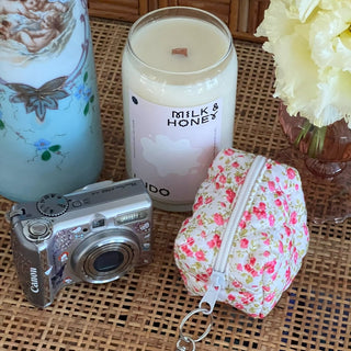 Quilted makeup bag makeup bag astala luna carry all makeup pouch pencil bag brushes bag makeup case vintage floral vanity case cosmetic bag Laptop case laptop bag quilted laptop cover laptop