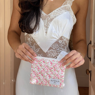 Quilted makeup bag makeup bag astala luna carry all makeup pouch pencil bag brushes bag makeup case vintage floral vanity case cosmetic bag Laptop case laptop bag quilted laptop cover laptop