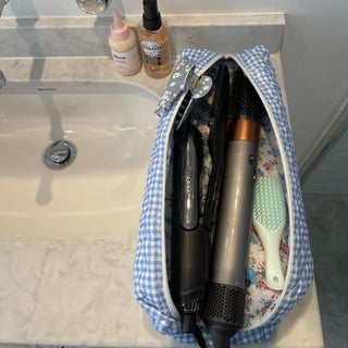 Quilted makeup bag makeup bag astala luna carry all makeup pouch pencil bag brushes bag makeup case vintage floral vanity case cosmetic bag Laptop case laptop bag quilted laptop cover laptop