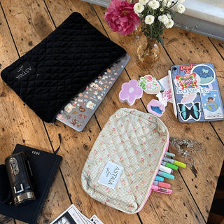 Quilted makeup bag makeup bag astala luna carry all makeup pouch pencil bag brushes bag makeup case vintage floral vanity case cosmetic bag Laptop case laptop bag quilted laptop cover laptop