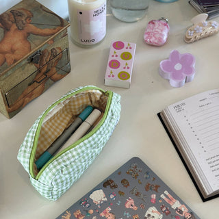 Quilted makeup bag makeup bag astala luna carry all makeup pouch pencil bag brushes bag makeup case vintage floral vanity case cosmetic bag Laptop case laptop bag quilted laptop cover laptop