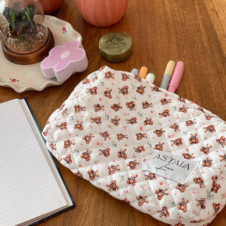 Quilted makeup bag makeup bag astala luna carry all makeup pouch pencil bag brushes bag makeup case vintage floral vanity case cosmetic bag Laptop case laptop bag quilted laptop cover laptop
