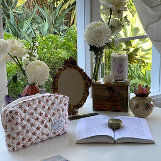Quilted makeup bag makeup bag astala luna carry all makeup pouch pencil bag brushes bag makeup case vintage floral vanity case cosmetic bag Laptop case laptop bag quilted laptop cover laptop