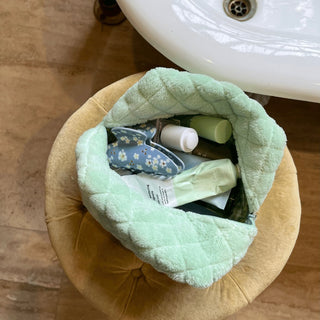 Quilted makeup bag makeup bag astala luna carry all makeup pouch pencil bag brushes bag makeup case vintage floral vanity case cosmetic bag Laptop case laptop bag quilted laptop cover laptop